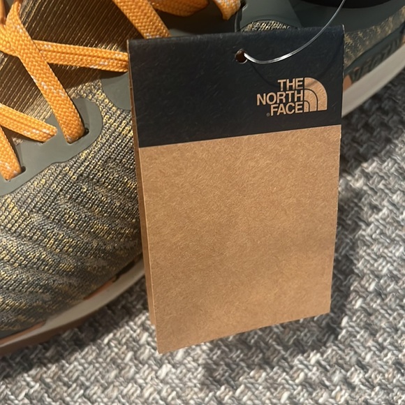 The North Face Sneakers - Picture 6 of 6